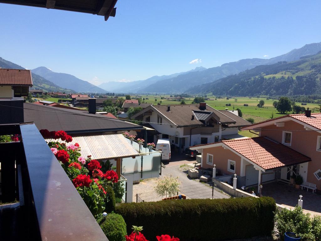 Hotel Haus Deutinger Piesendorf Esterno foto